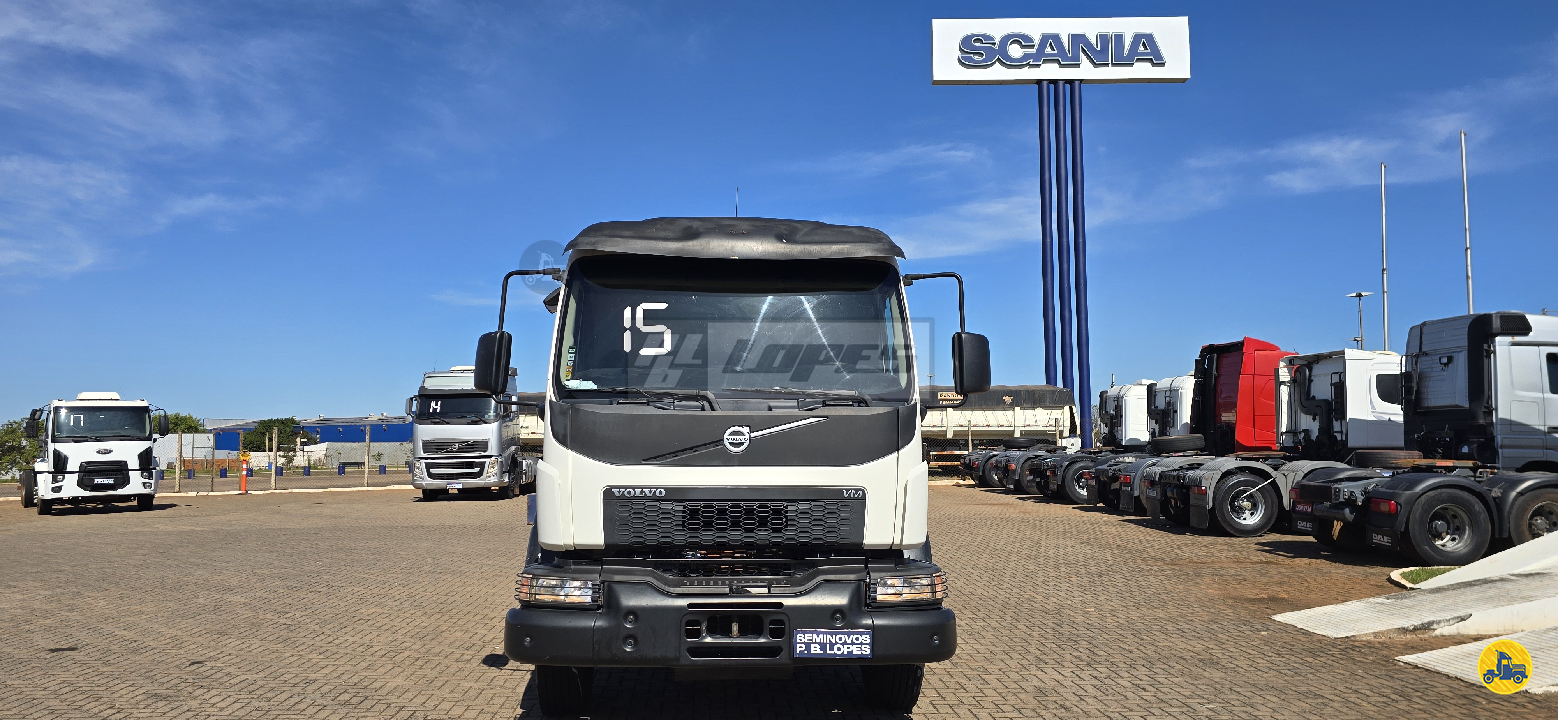 CAMINHAO VOLVO VOLVO VM 330 Plataforma Truck 6x4 P. B. Lopes - Scania - Campo Grande MS CAMPO GRANDE MATO GROSSO DO SUL MS