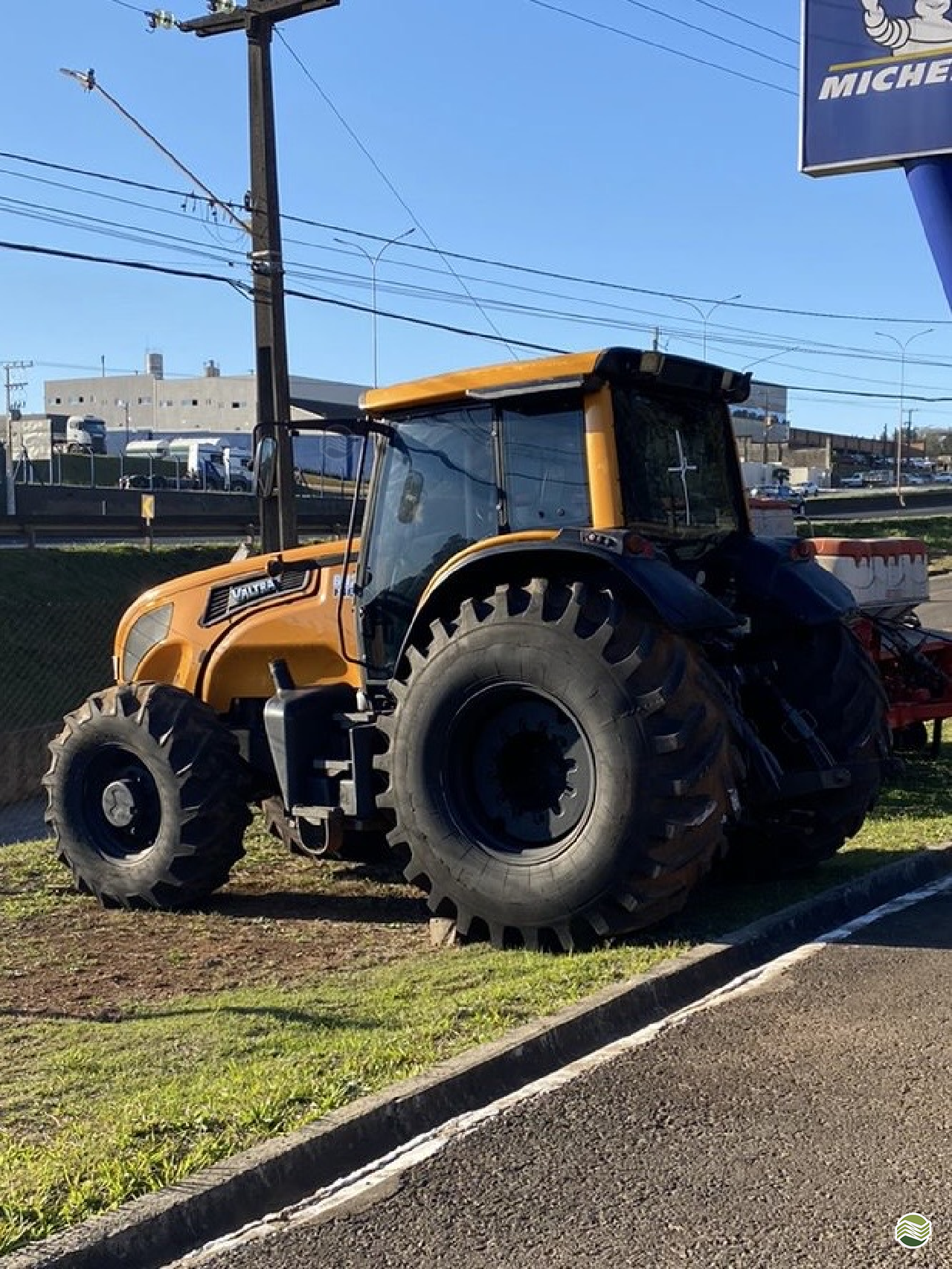 TRATOR VALTRA VALTRA BH 210 Tração 4x4 Rafael Souza - Tudo Para Fazendas PONTA GROSSA PARANÁ PR