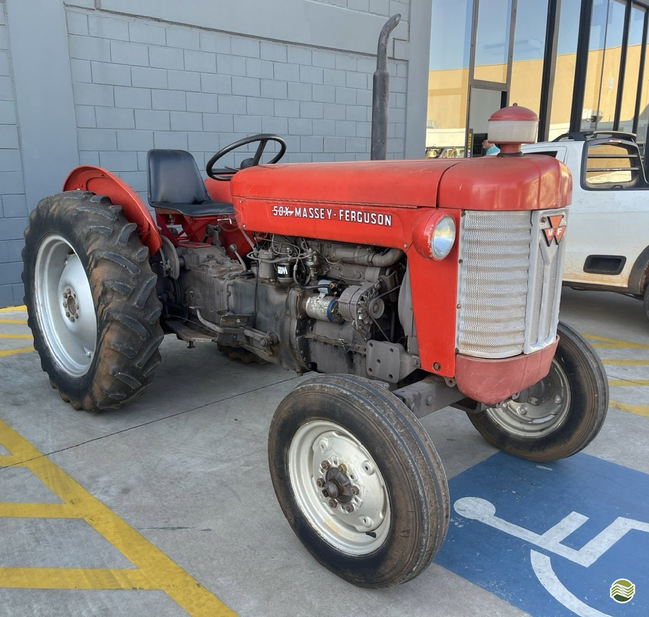 TRATOR MASSEY FERGUSON MF 50 Tração 4x2 Rafael Souza - Tudo Para Fazendas PONTA GROSSA PARANÁ PR