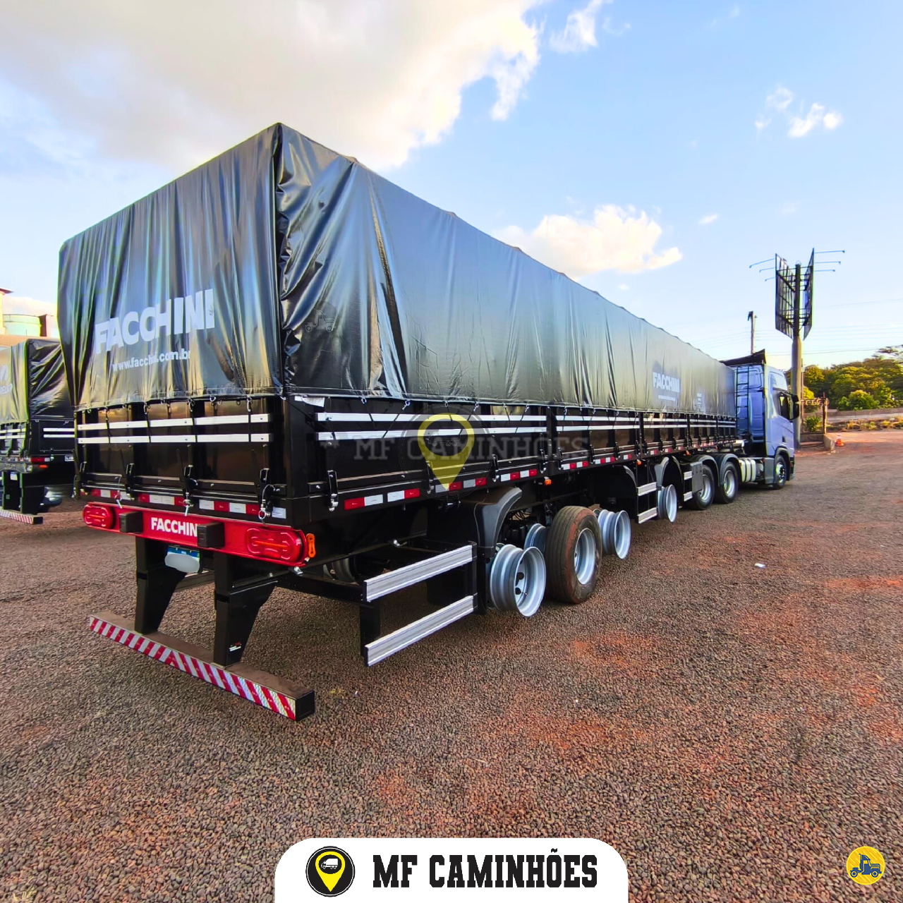 CARRETA SEMI-REBOQUE GRANELEIRO MF Caminhões UBERLANDIA MINAS GERAIS MG