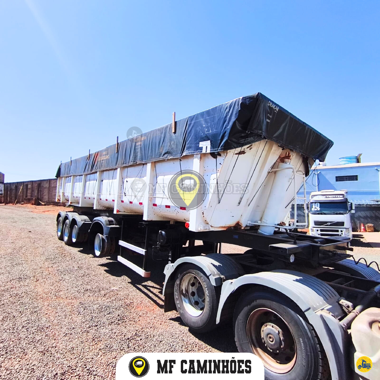 CARRETA SEMI-REBOQUE BASCULANTE MF Caminhões UBERLANDIA MINAS GERAIS MG