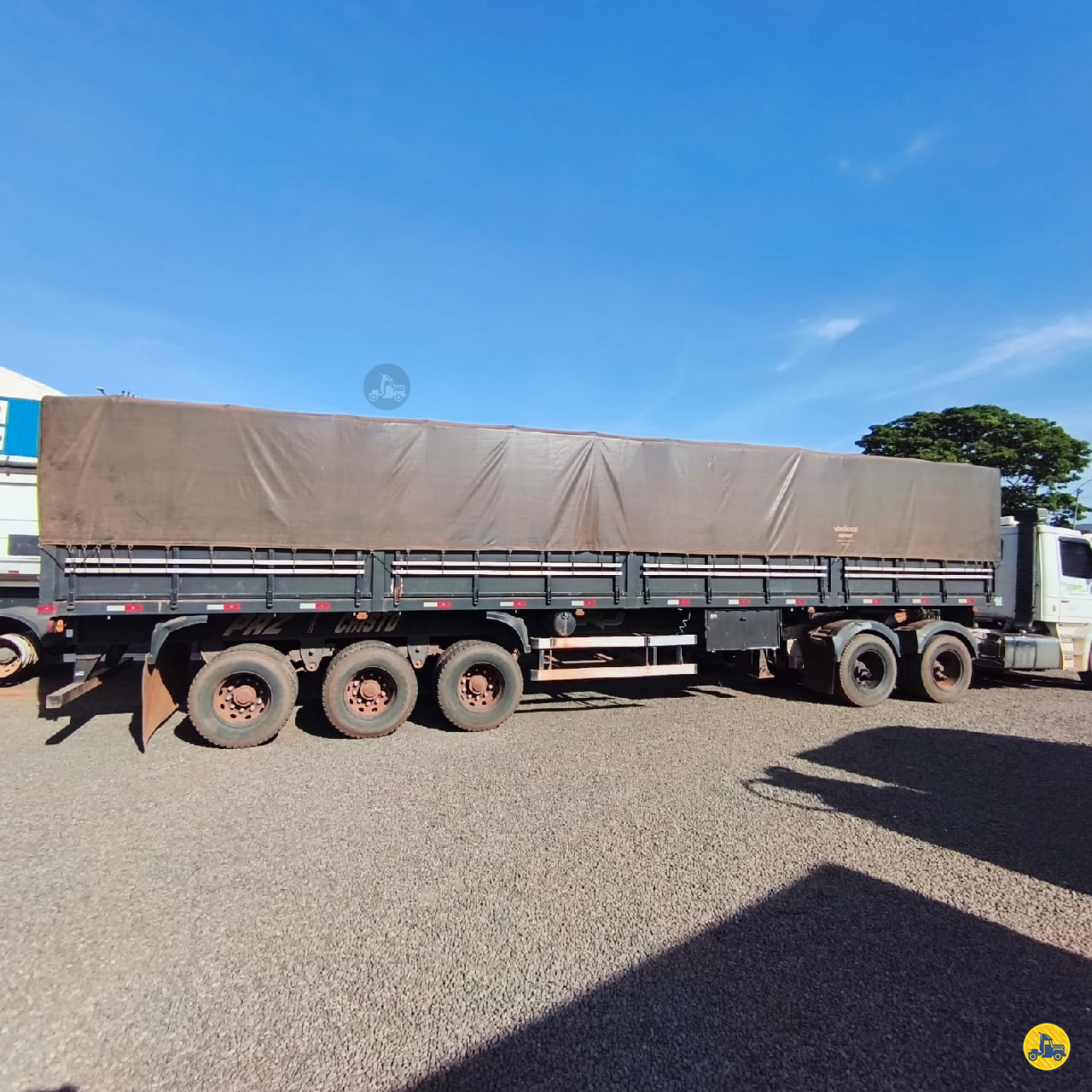 CARRETA SEMI-REBOQUE GRANELEIRO MF Caminhões UBERLANDIA MINAS GERAIS MG