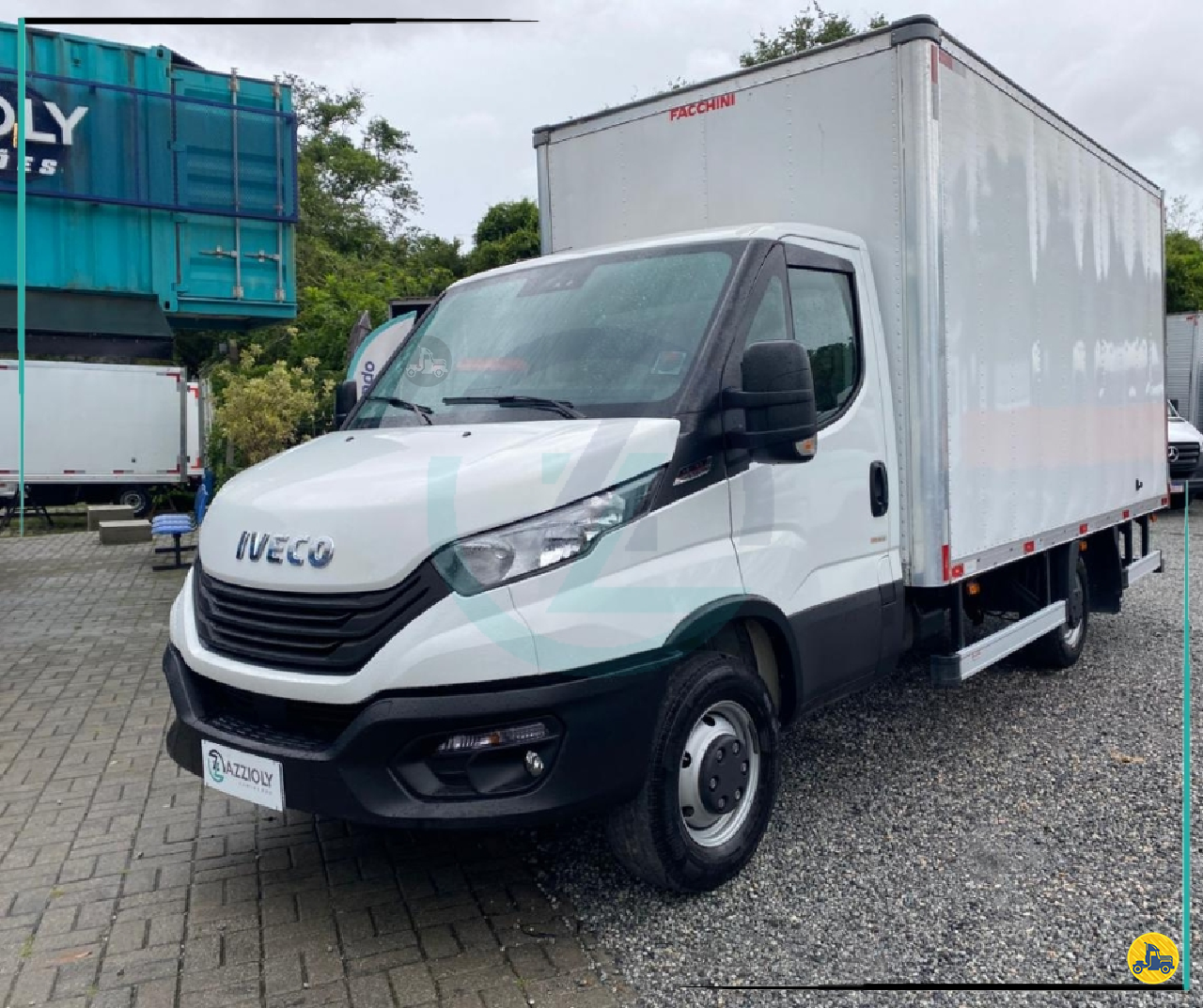 CAMINHAO IVECO DAILY 45s14 Baú Furgão 3/4 4x2 Azzioly Caminhões MOGI DAS CRUZES SÃO PAULO SP