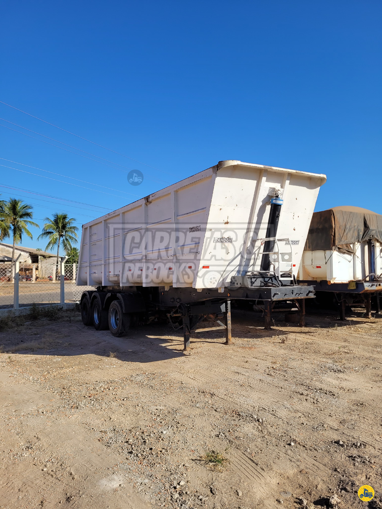 CARRETA SEMI-REBOQUE BASCULANTE Carretas & Rebocks  GOIANIA GOIAS GO