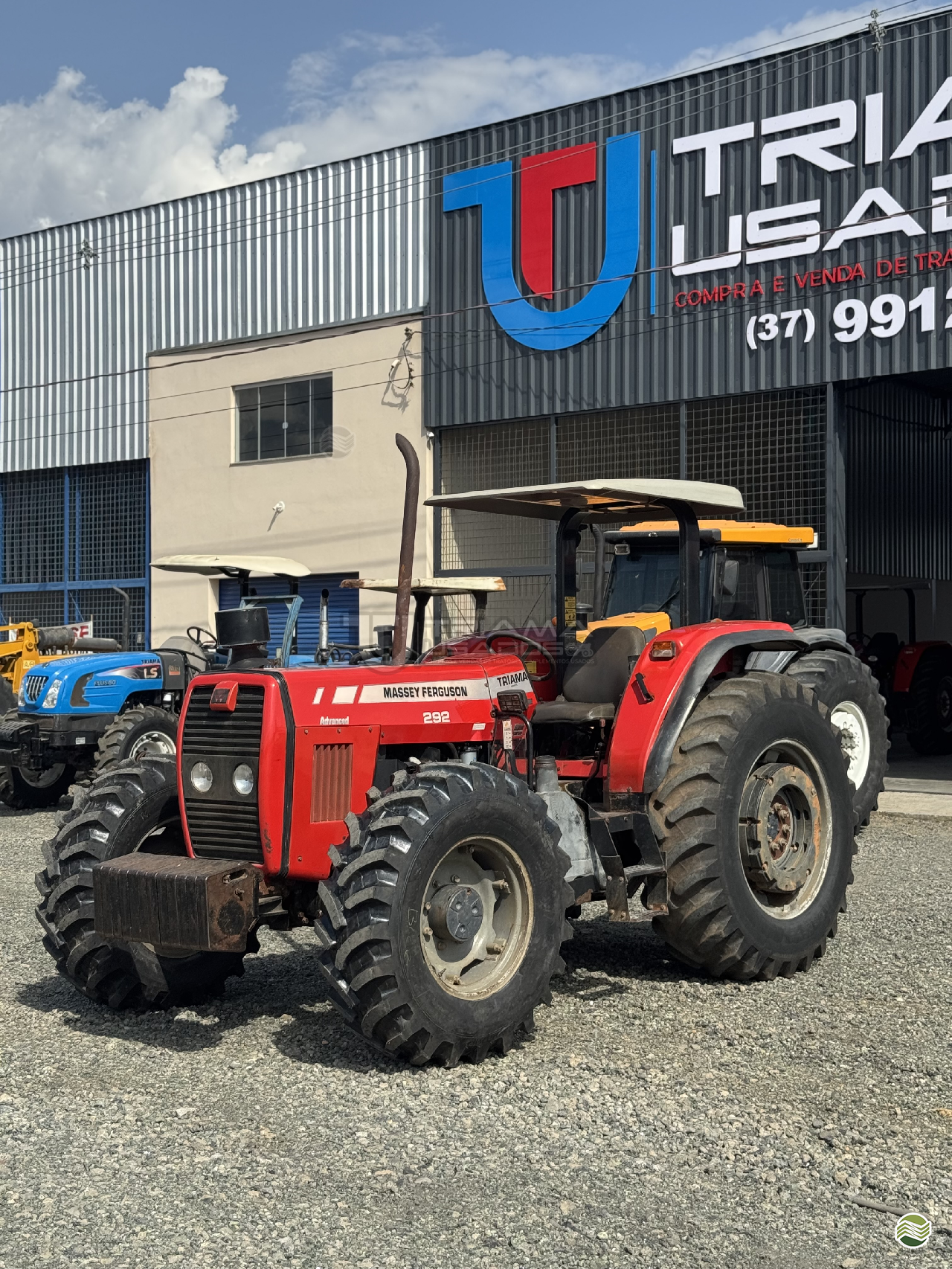 TRATOR MASSEY FERGUSON MF 292 Tração 4x4 Triama Usados BOM DESPACHO MINAS GERAIS MG