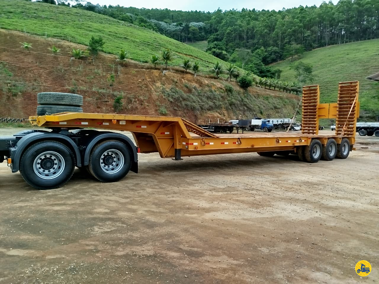 CARRETA SEMI-REBOQUE PRANCHA Reta Salvador Seminovos ICONHA ESPÍRITO SANTO ES