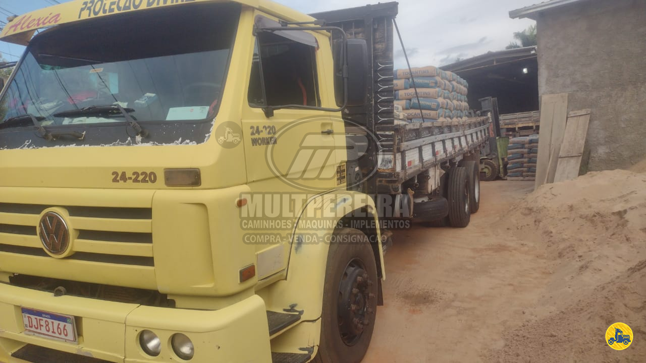 CAMINHAO VOLKSWAGEN VW 24220 Carga Seca Truck 6x2 Multpereira Caminhões GOIANIA GOIAS GO
