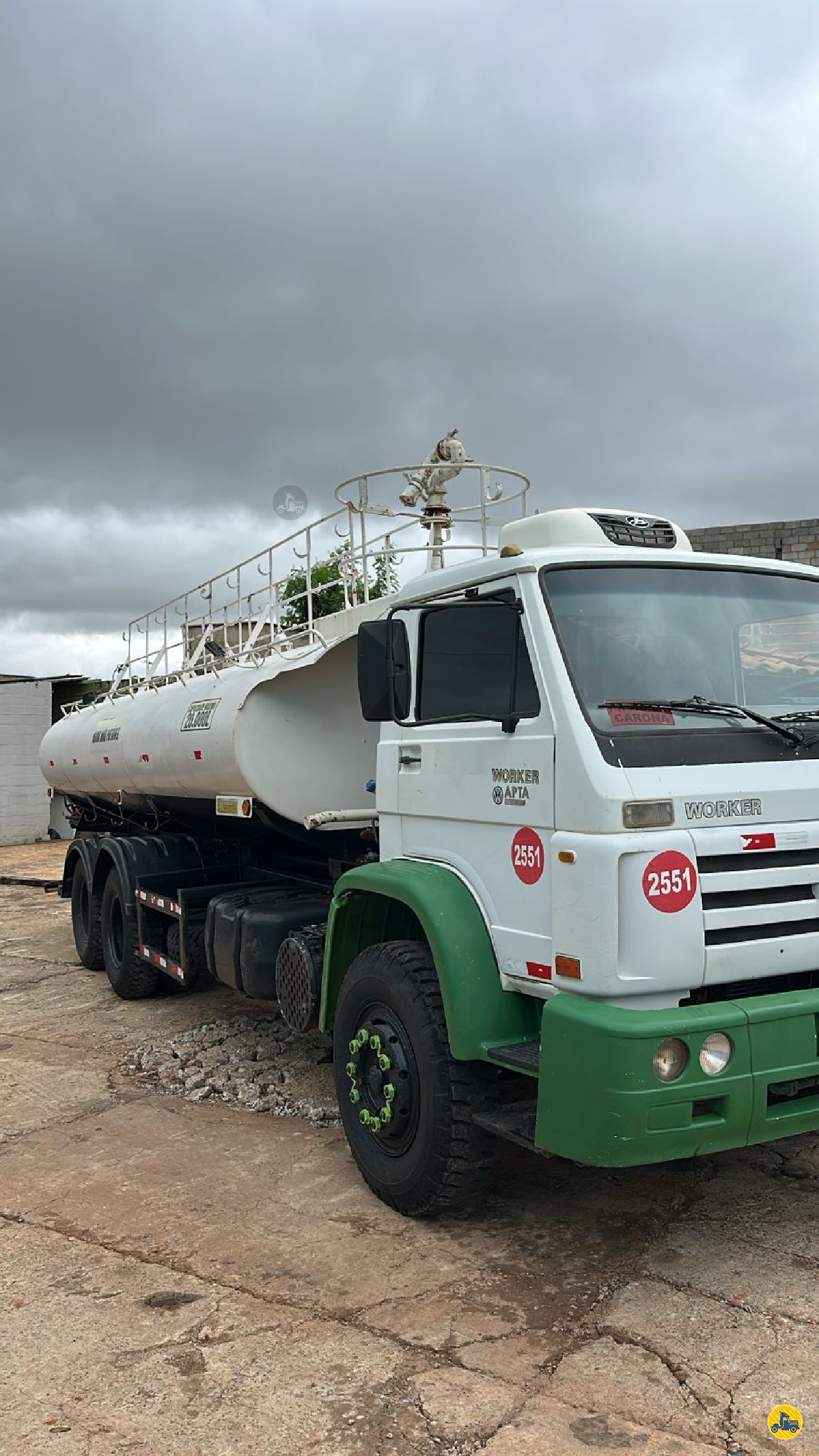 CAMINHAO VOLKSWAGEN VW 26260 Tanque Pipa Truck 6x4 Multpereira Caminhões GOIANIA GOIAS GO