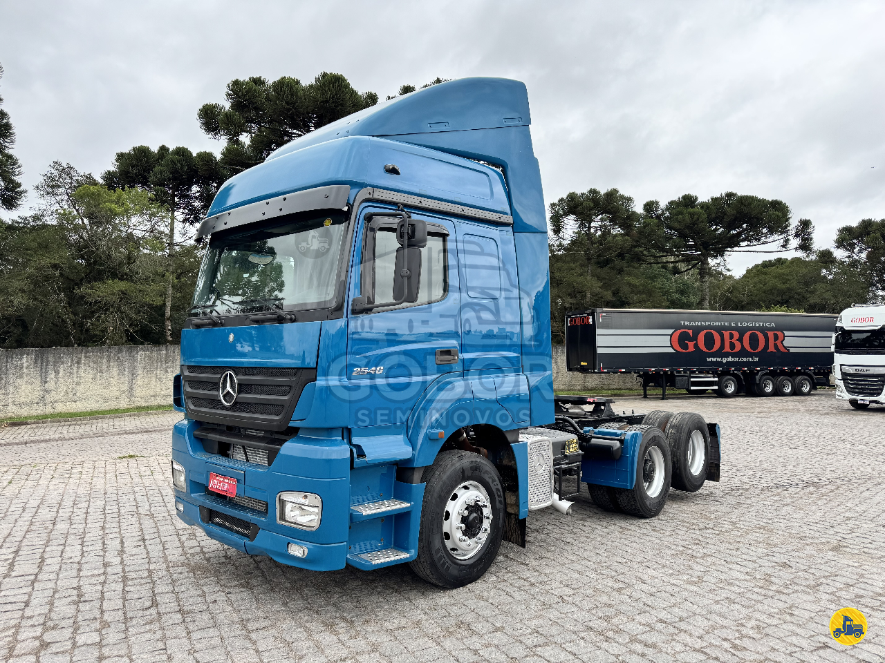 CAMINHAO MERCEDES-BENZ MB 2540 Cavalo Mecânico Cavalo 6x2 Gobor Seminovos CAMPO LARGO PARANÁ PR