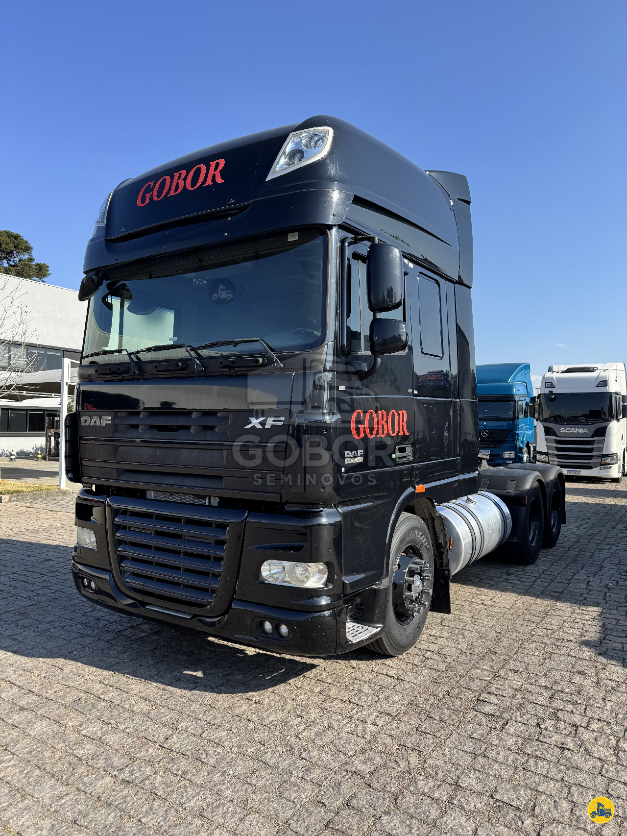 CAMINHAO DAF DAF XF105 460 Chassis Cavalo 6x2 Gobor Seminovos CAMPO LARGO PARANÁ PR