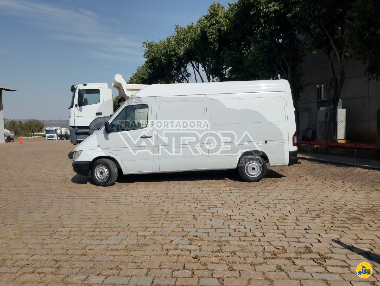 VANS MERCEDES-BENZ Sprinter VAN 311 Vantroba Transportes ITU SÃO PAULO SP