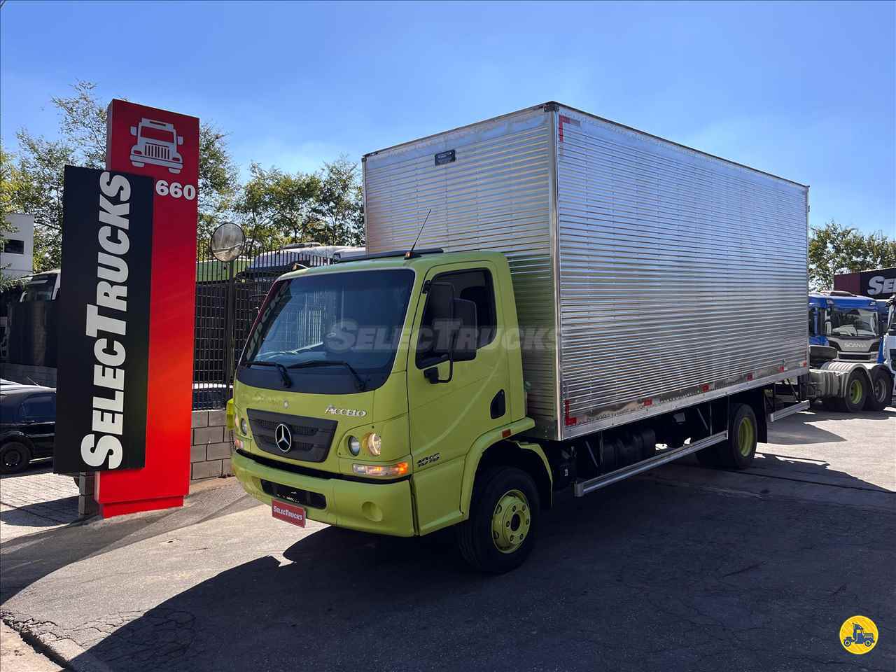 CAMINHAO MERCEDES-BENZ MB 1016 Baú Furgão 3/4 4x2 SelecTrucks - São Bernardo do Campo SP - Matriz  SAO BERNARDO DO CAMPO SÃO PAULO SP