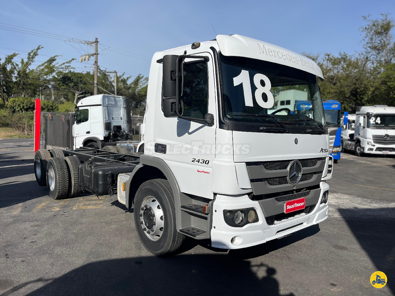 CAMINHAO MERCEDES-BENZ MB 2430 Chassis Cavalo 6x4 SelecTrucks - São Bernardo do Campo SP - Matriz  SAO BERNARDO DO CAMPO SÃO PAULO SP