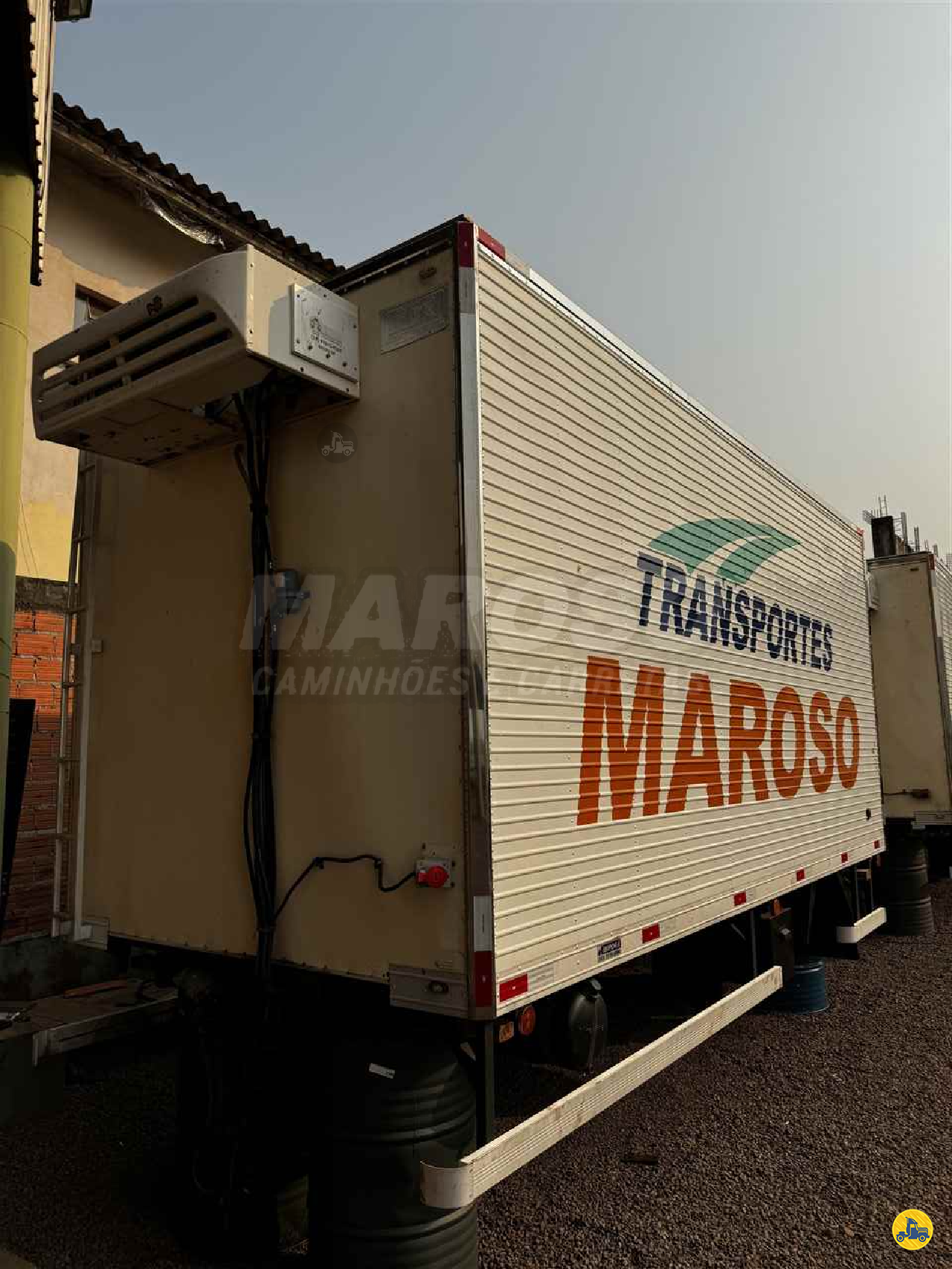 CARROCERIA SOBRE CHASSI  CAMINHAO 3/4 BAU FRIGORIFICO Maroso Caminhões TOLEDO PARANÁ PR