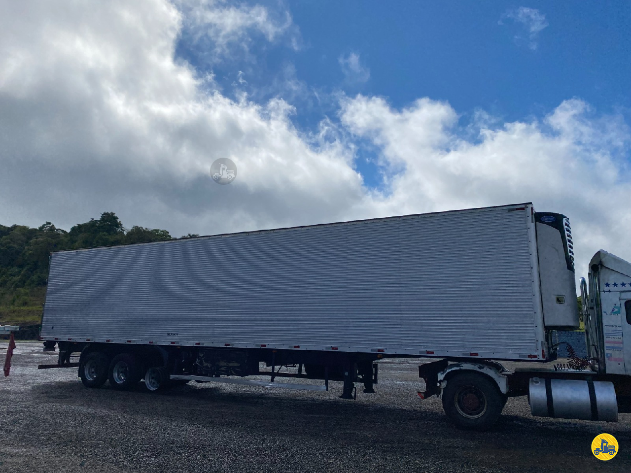 CARRETA SEMI-REBOQUE FRIGORIFICO Transportes Silvio CONCORDIA SANTA CATARINA SC