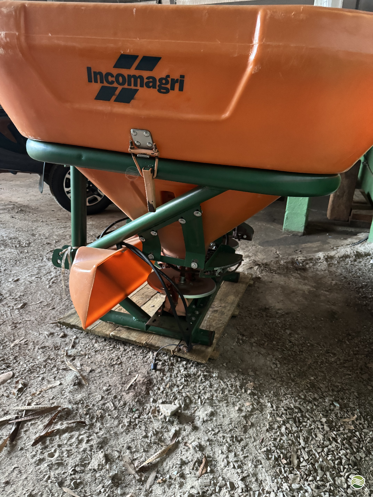 IMPLEMENTOS AGRICOLAS DISTRIBUIDOR DISTRIBUIDOR CENTRÍFUGO DFD 1300 Terra Forte  - Stara CAMBE PARANÁ PR