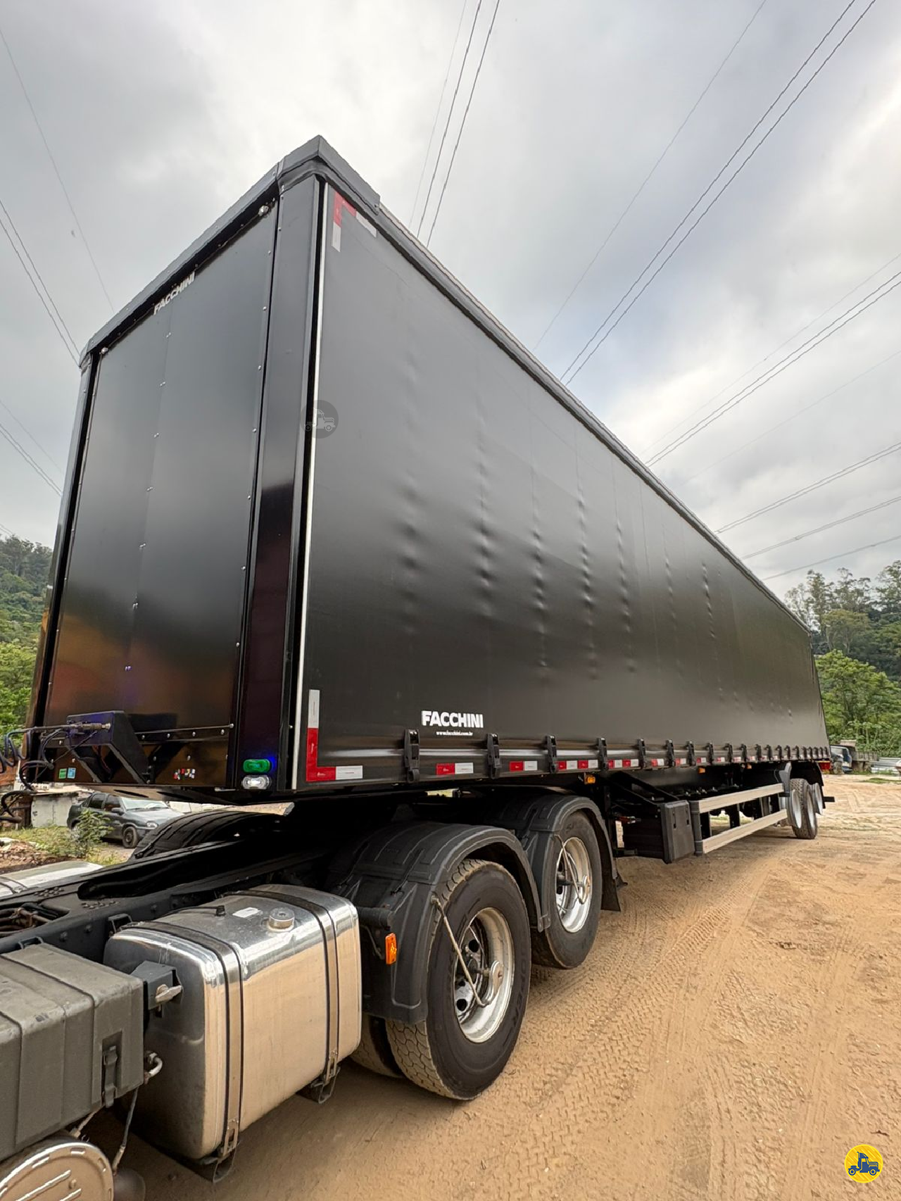 CARRETA SEMI-REBOQUE BAU SIDER Reta Dutra Caminhões SAO PAULO SÃO PAULO SP