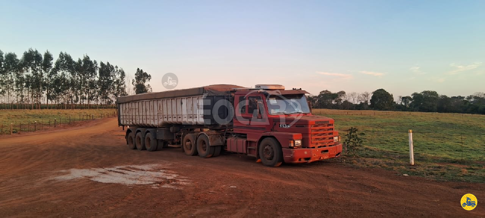 SCANIA 113 360 de Leocar Caminhões