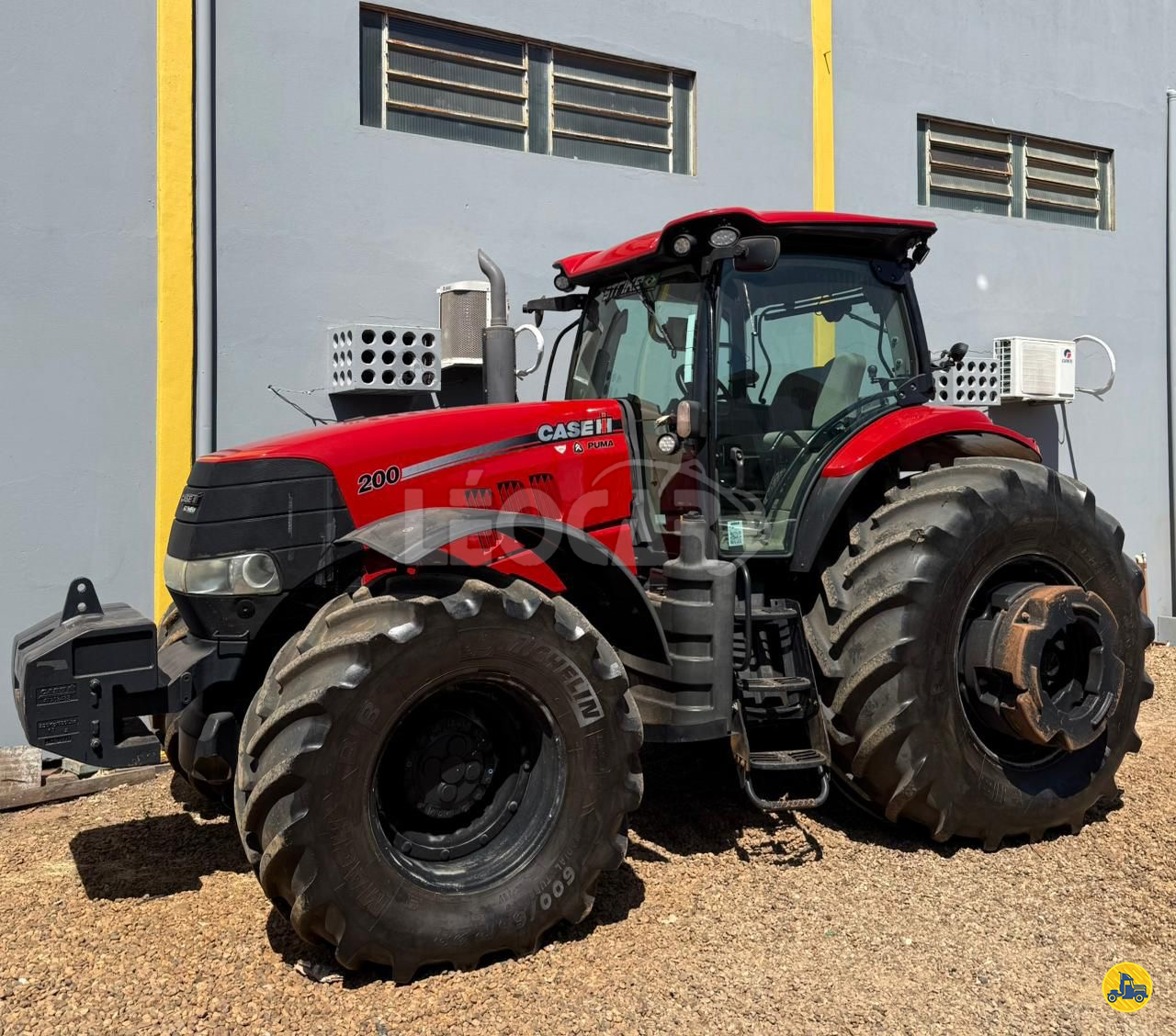 TRATOR CASE PUMA 200 Tração 4x4 Leocar Caminhões PRIMAVERA DO LESTE MATO GROSSO MT