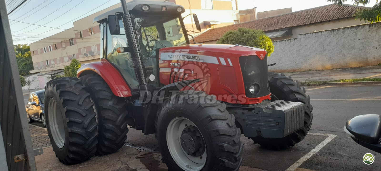 TRATOR MASSEY FERGUSON MF 7180 Tração 4x4 DH Tratores LONDRINA PARANÁ PR