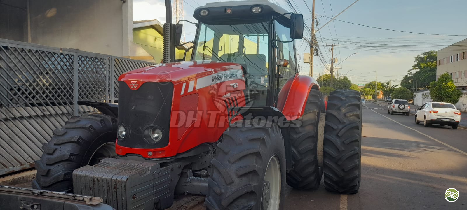 TRATOR MASSEY FERGUSON MF 7180 Tração 4x4 DH Tratores LONDRINA PARANÁ PR
