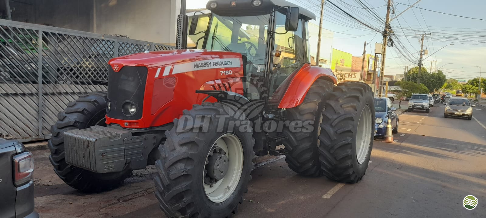 TRATOR MASSEY FERGUSON MF 7180 Tração 4x4 DH Tratores LONDRINA PARANÁ PR