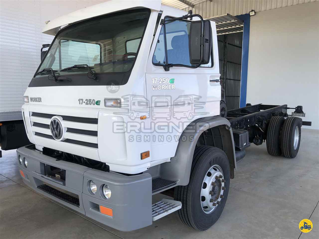 CAMINHAO VOLKSWAGEN VW 17250 Chassis Toco 4x2 Brugner Seminovos SAO JOAO DA URTIGA RIO GRANDE DO SUL RS