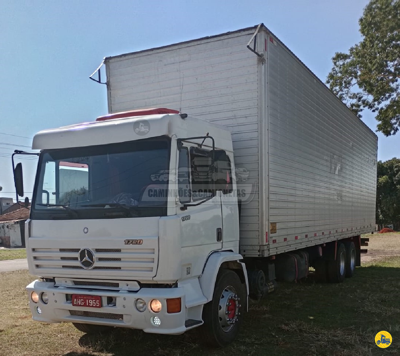 CAMINHAO MERCEDES-BENZ MB 1720 Baú Furgão Truck 6x2 Caminhões & Camionetas PASSO FUNDO RIO GRANDE DO SUL RS