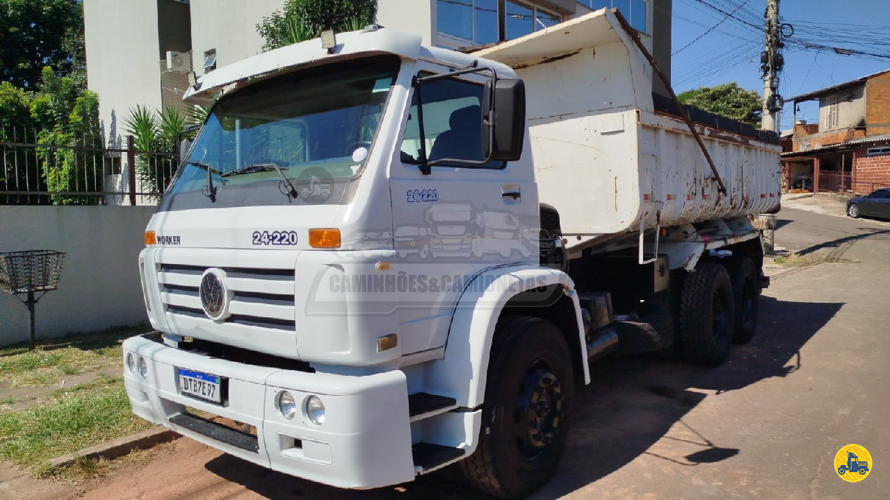 CAMINHAO VOLKSWAGEN VW 24220 Caçamba Basculante Truck 6x2 Caminhões & Camionetas PASSO FUNDO RIO GRANDE DO SUL RS