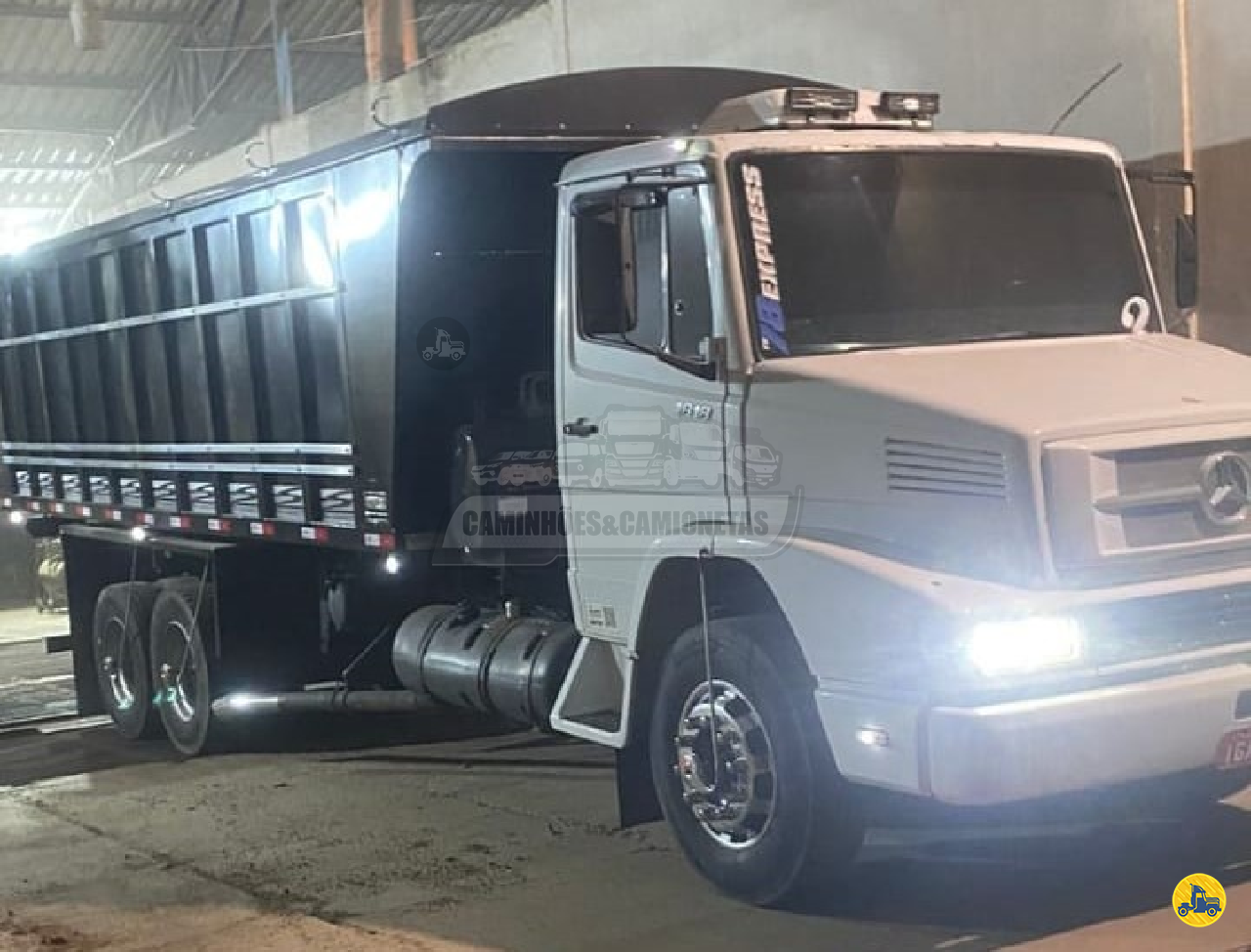 CAMINHAO MERCEDES-BENZ MB 1618 Graneleiro Truck 6x2 Caminhões & Camionetas PASSO FUNDO RIO GRANDE DO SUL RS