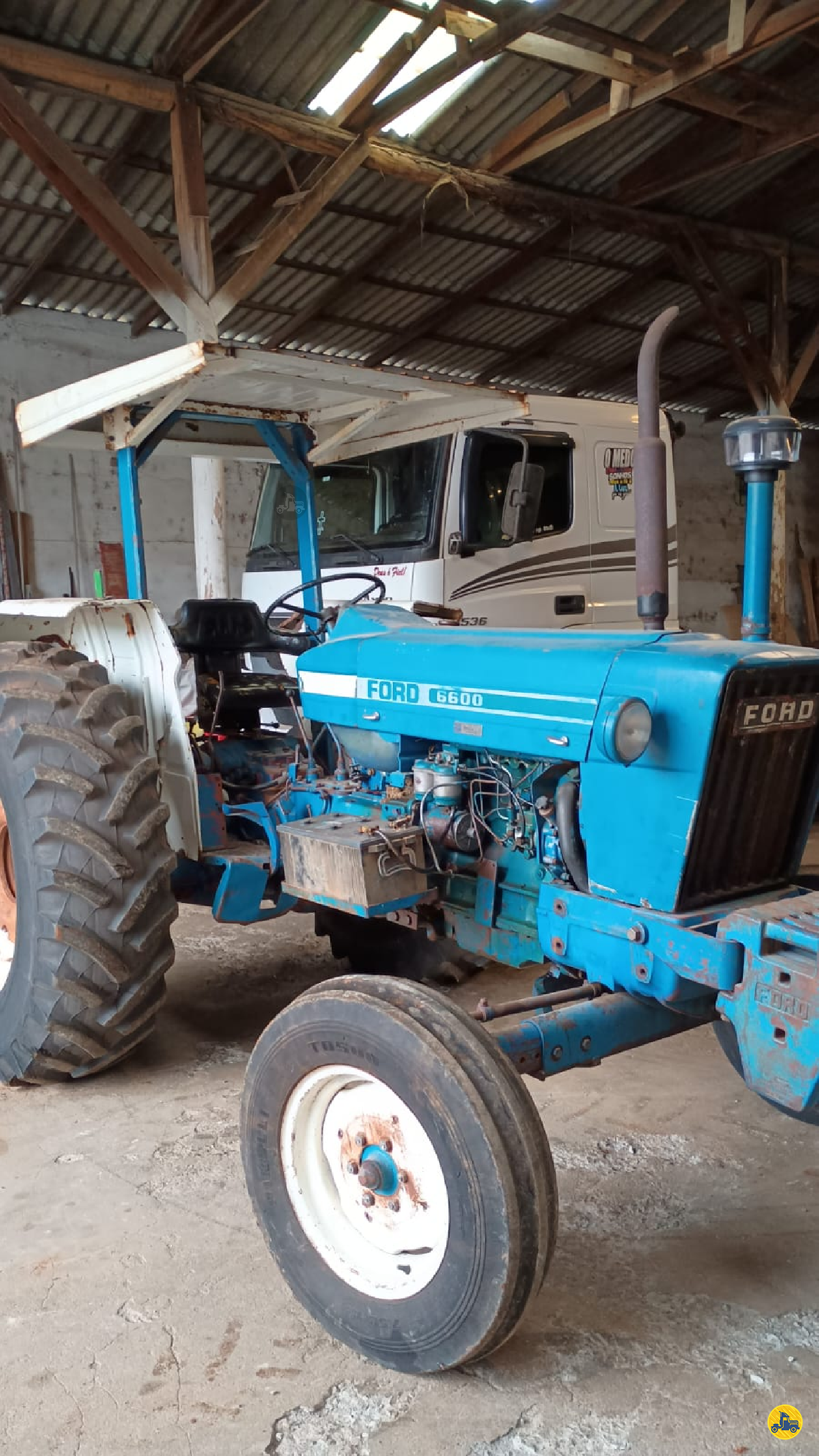 TRATOR FORD FORD 6600 Tração 4x2 Caminhões & Camionetas PASSO FUNDO RIO GRANDE DO SUL RS