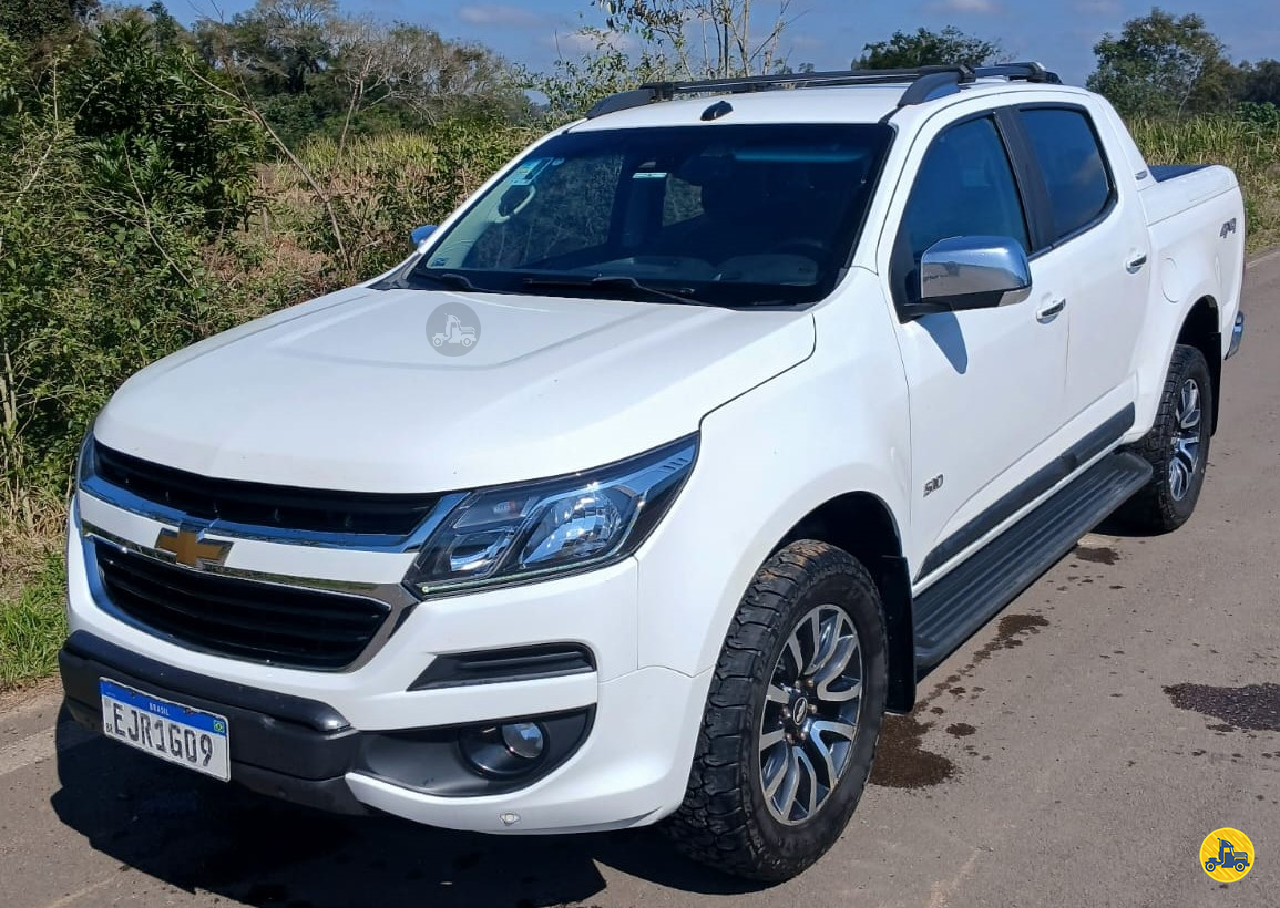 CARRO GM - Chevrolet S10 2.8 CD High Country Caminhões & Camionetas PASSO FUNDO RIO GRANDE DO SUL RS