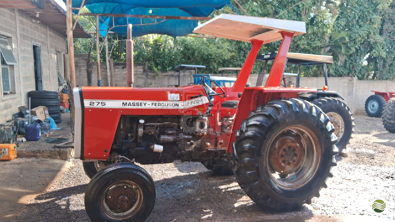TRATOR MASSEY FERGUSON MF 275 Tração 4x2 Monte Alto Tratores MONTE ALTO SÃO PAULO SP