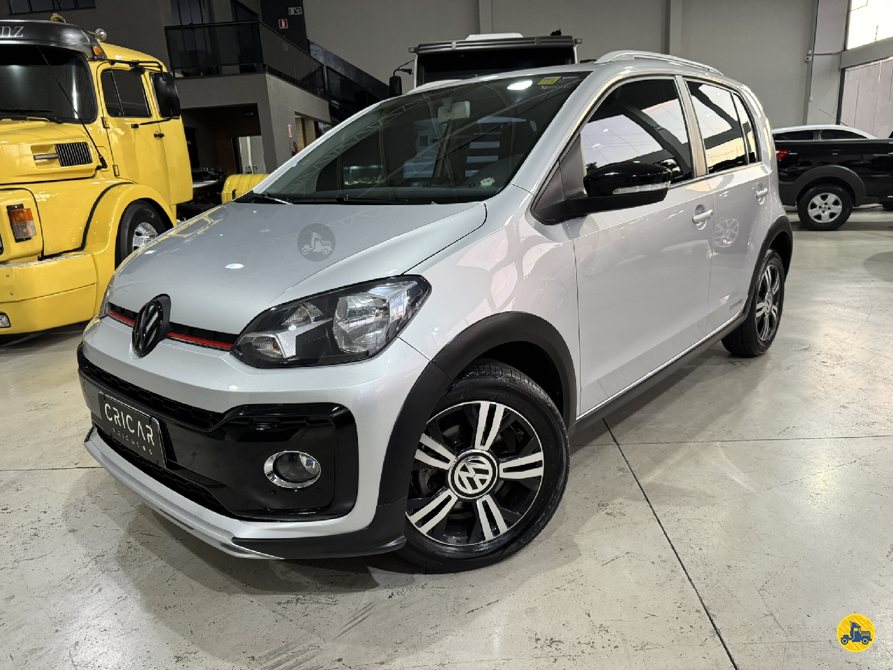 CARRO VW - Volkswagen UP 1.0 TSI Cross Cricar Veículos ARAPONGAS PARANÁ PR