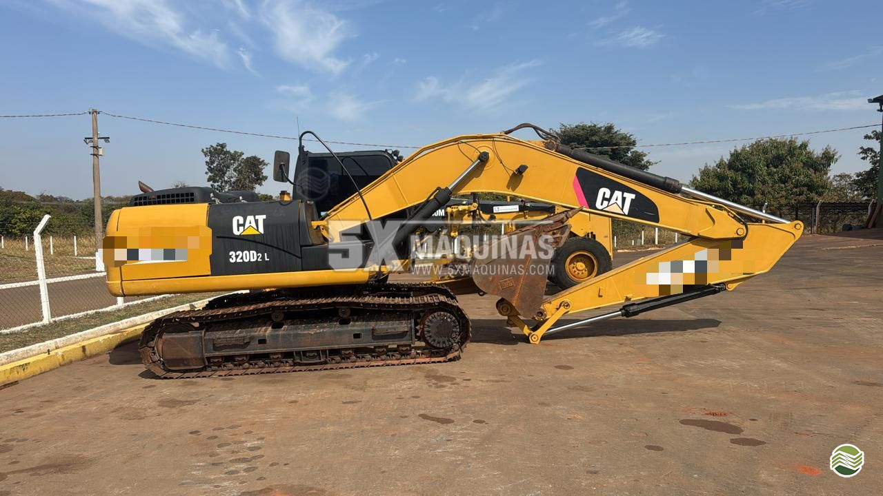 ESCAVADEIRA CATERPILLAR 320D2 5X Máquinas  CAMPO GRANDE MATO GROSSO DO SUL MS