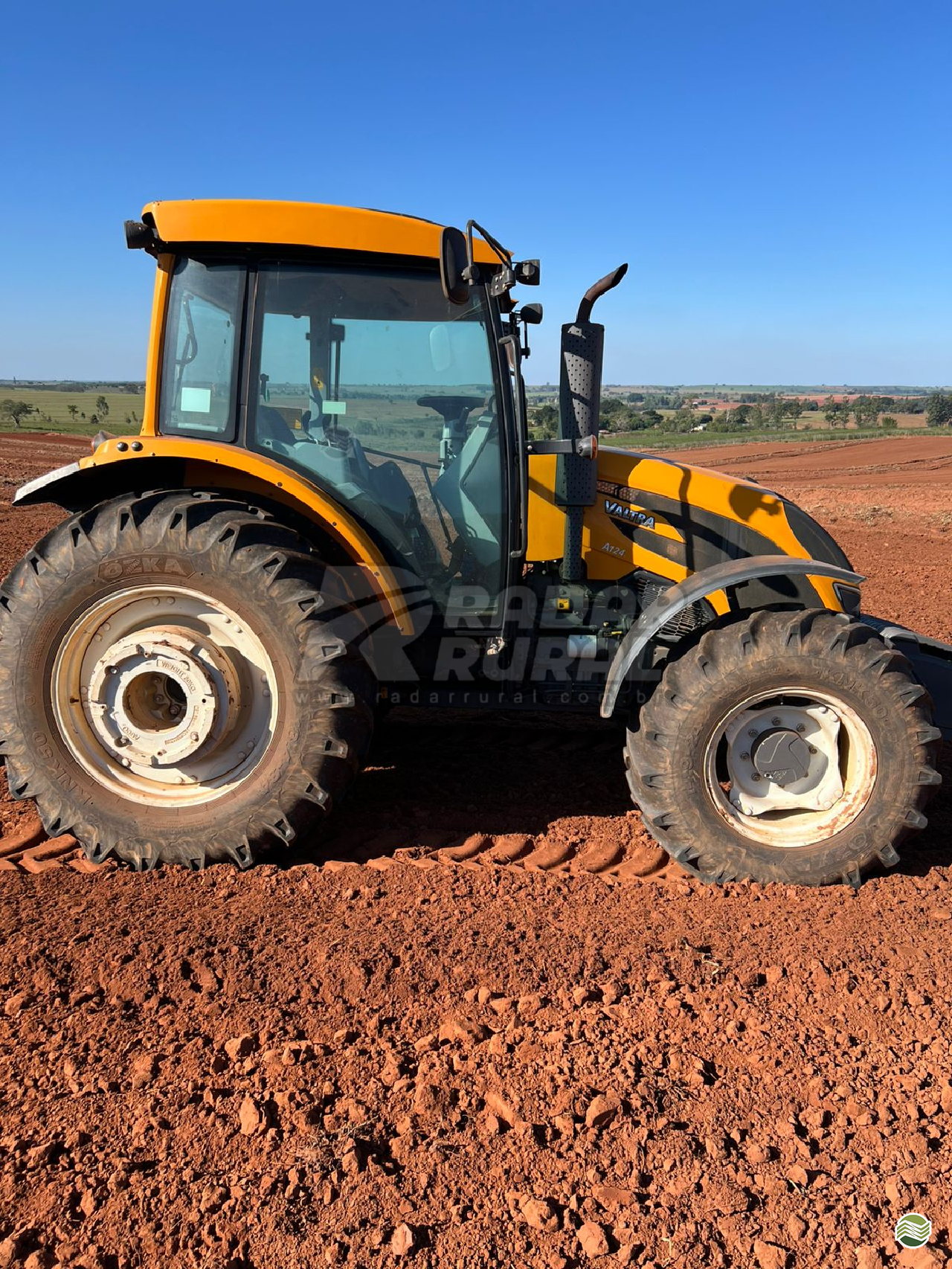 TRATOR VALTRA VALTRA A124 Tração 4x4 Radar Rural VERA CRUZ SÃO PAULO SP