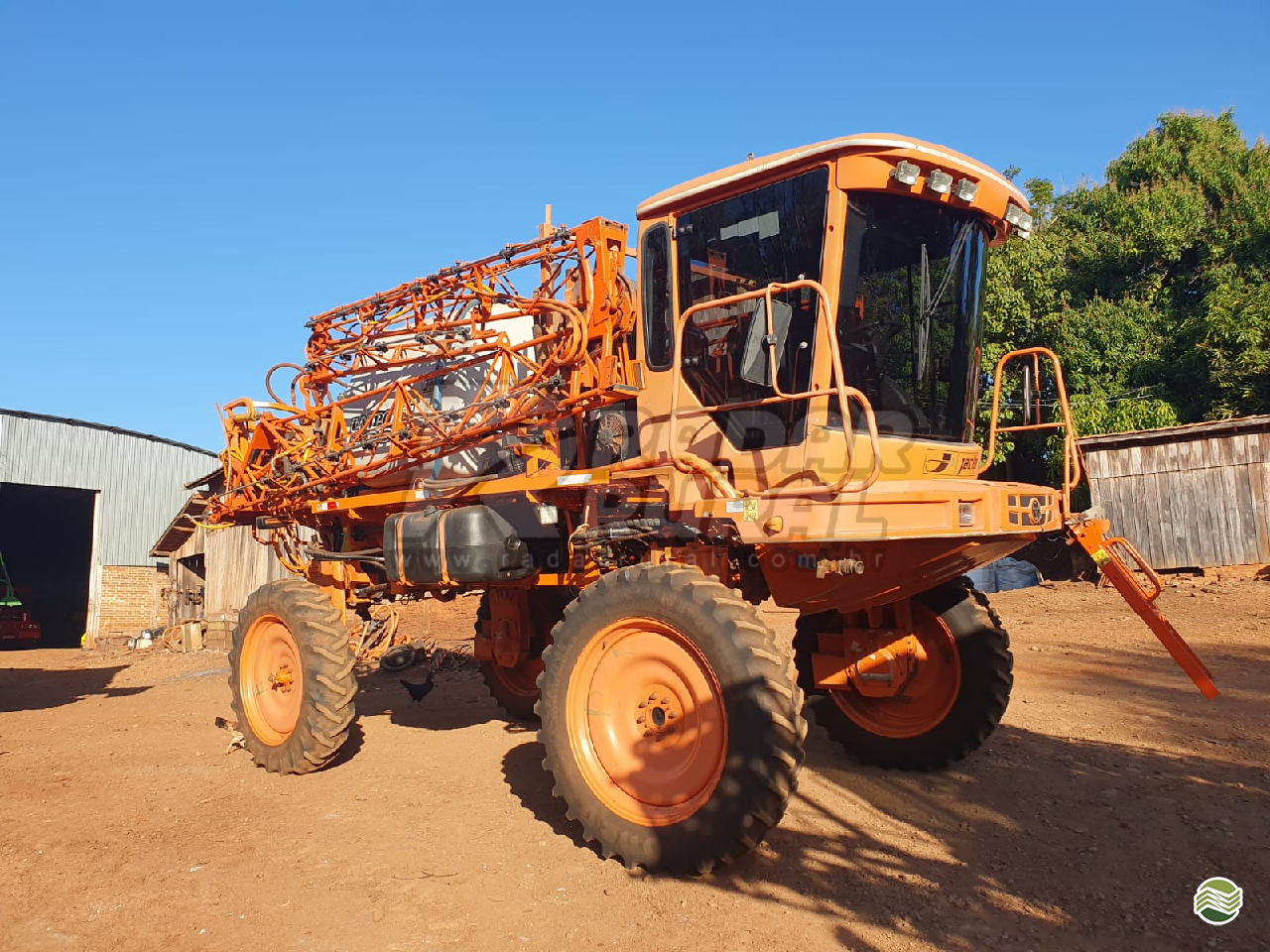 PULVERIZADOR JACTO UNIPORT 2000 Tração 4x2 Radar Rural VERA CRUZ SÃO PAULO SP