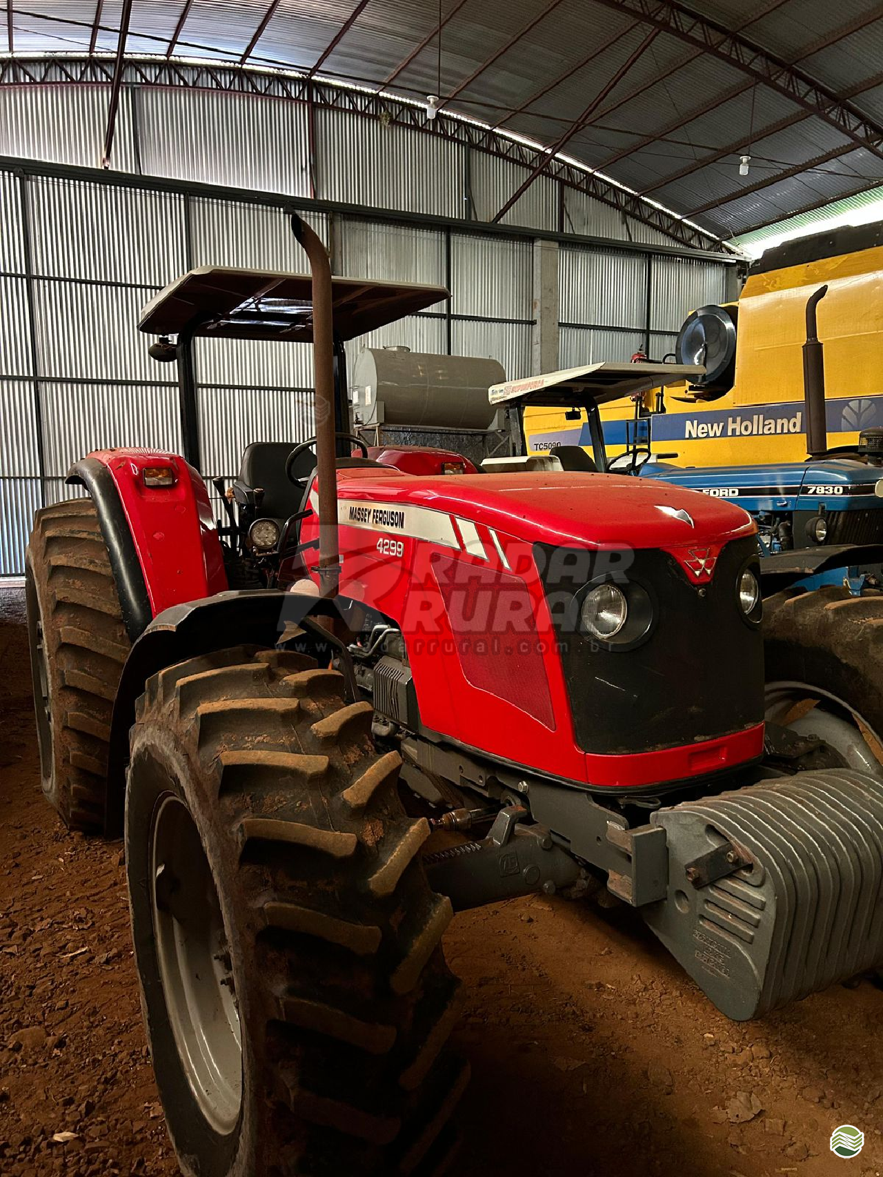TRATOR MASSEY FERGUSON MF 4299 Tração 4x4 Radar Rural VERA CRUZ SÃO PAULO SP