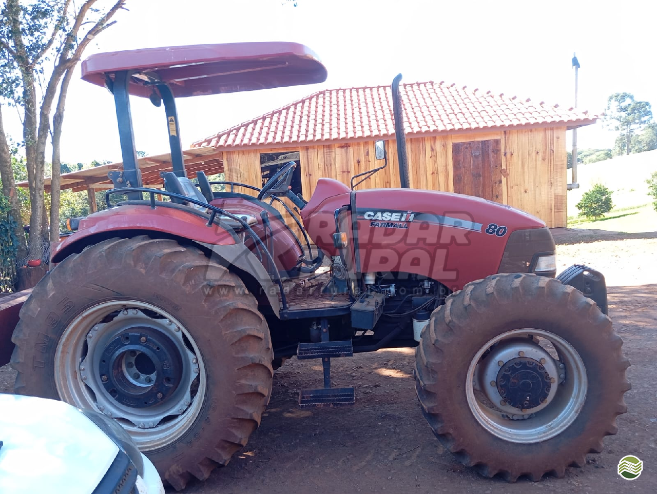TRATOR CASE CASE Farmall 80 Tração 4x4 Radar Rural VERA CRUZ SÃO PAULO SP