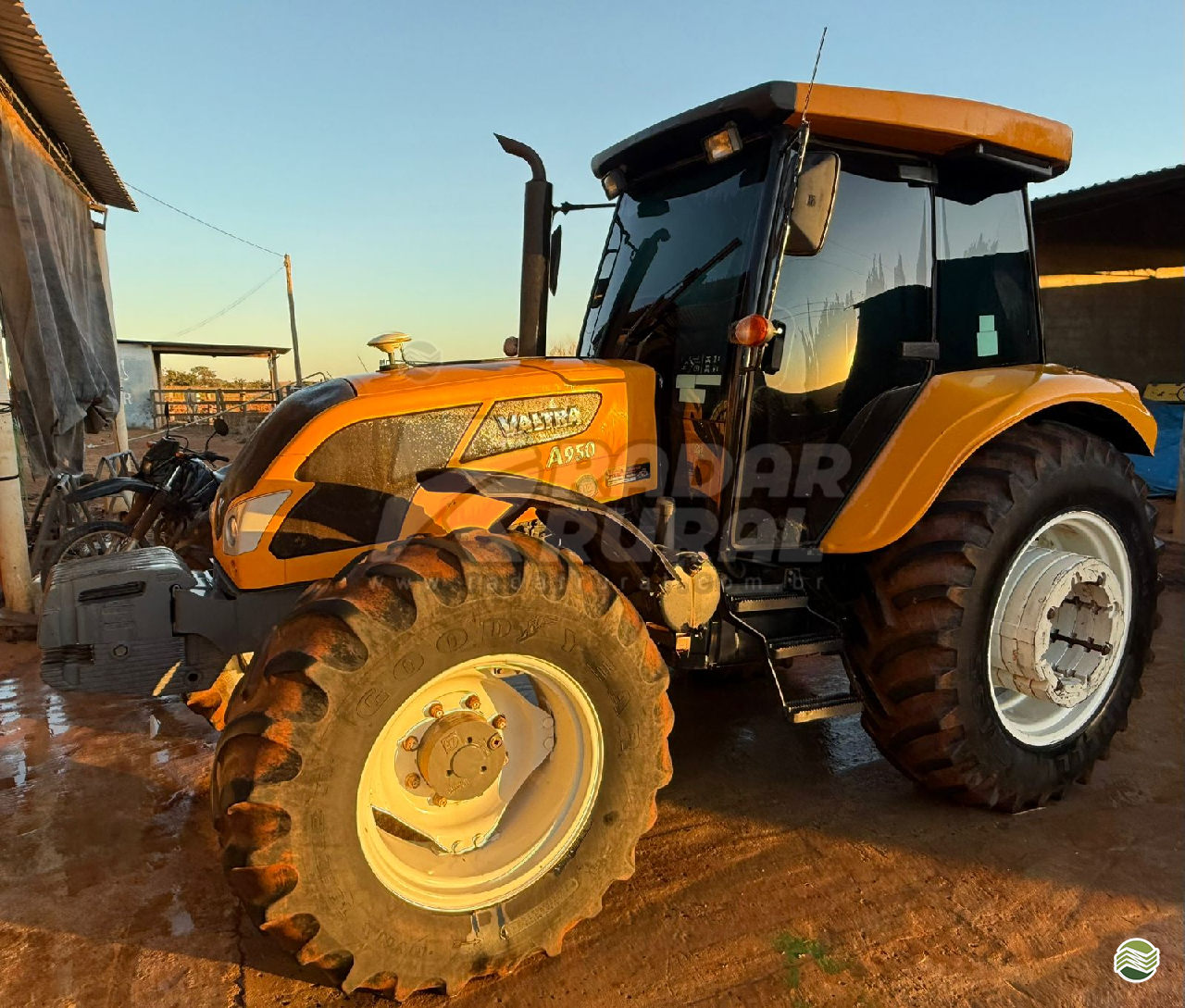 TRATOR VALTRA VALTRA A950 Tração 4x4 Radar Rural VERA CRUZ SÃO PAULO SP
