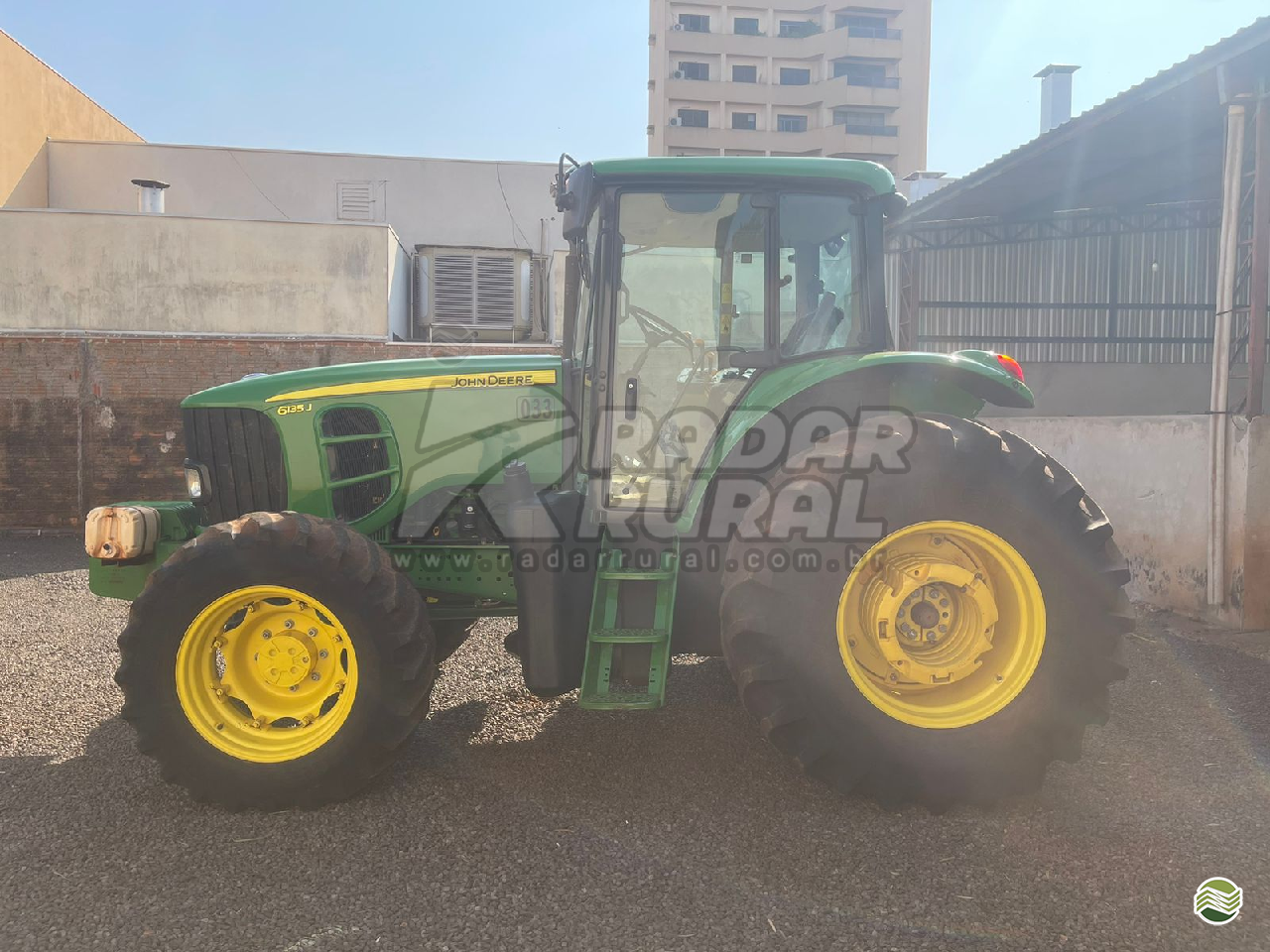 TRATOR JOHN DEERE JOHN DEERE 6135J Tração 4x4 Radar Rural VERA CRUZ SÃO PAULO SP