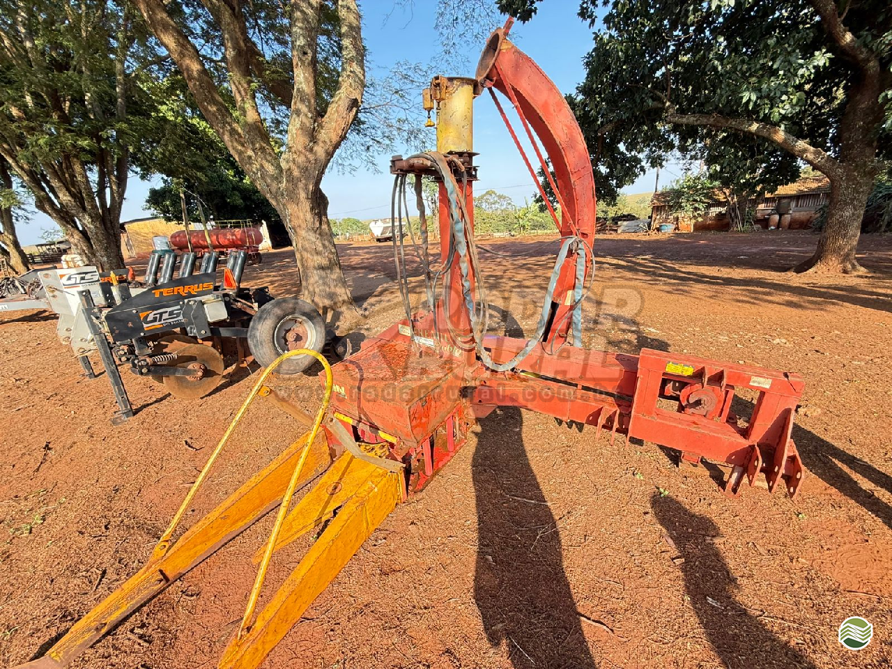 IMPLEMENTOS AGRICOLAS COLHEDORAS COLHEDORA DE FORRAGEM Radar Rural VERA CRUZ SÃO PAULO SP