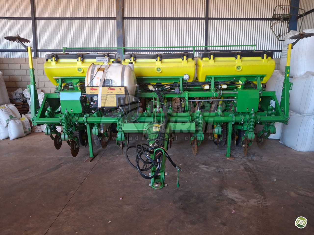 PLANTADEIRA JOHN DEERE PLANTADEIRAS 1111 Radar Rural VERA CRUZ SÃO PAULO SP