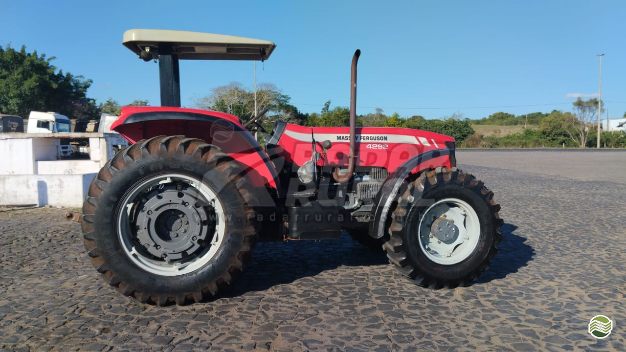 TRATOR MASSEY FERGUSON MF 4292 Tração 4x4 Radar Rural VERA CRUZ SÃO PAULO SP