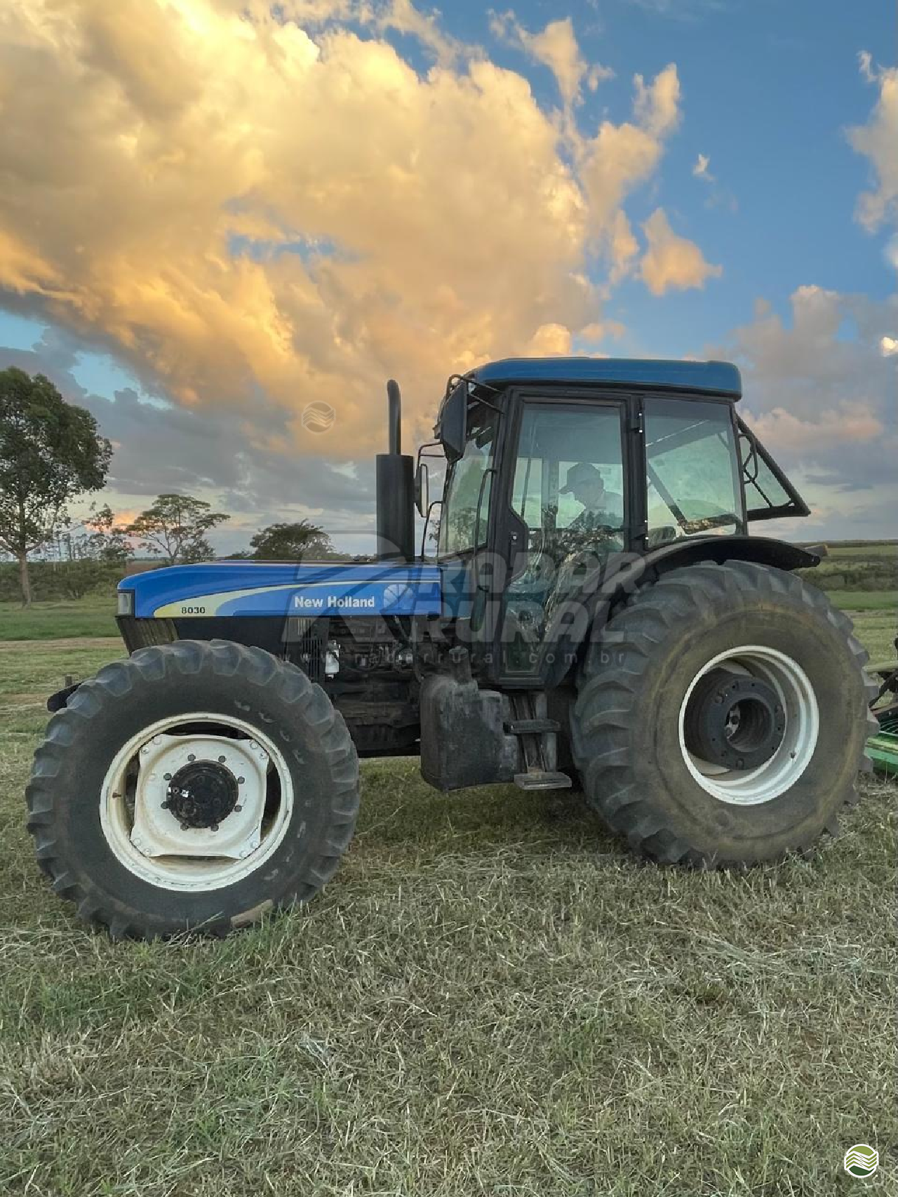 TRATOR NEW HOLLAND NEW 8030 Tração 4x4 Radar Rural VERA CRUZ SÃO PAULO SP
