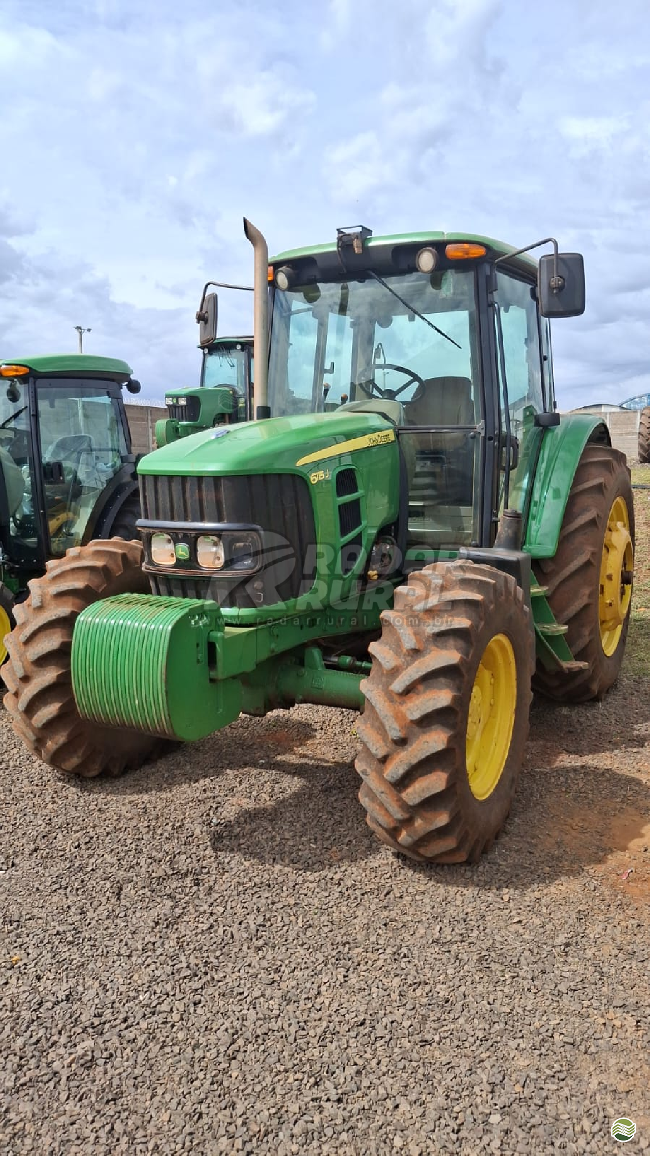 TRATOR JOHN DEERE JOHN DEERE 6115J Tração 4x4 Radar Rural VERA CRUZ SÃO PAULO SP