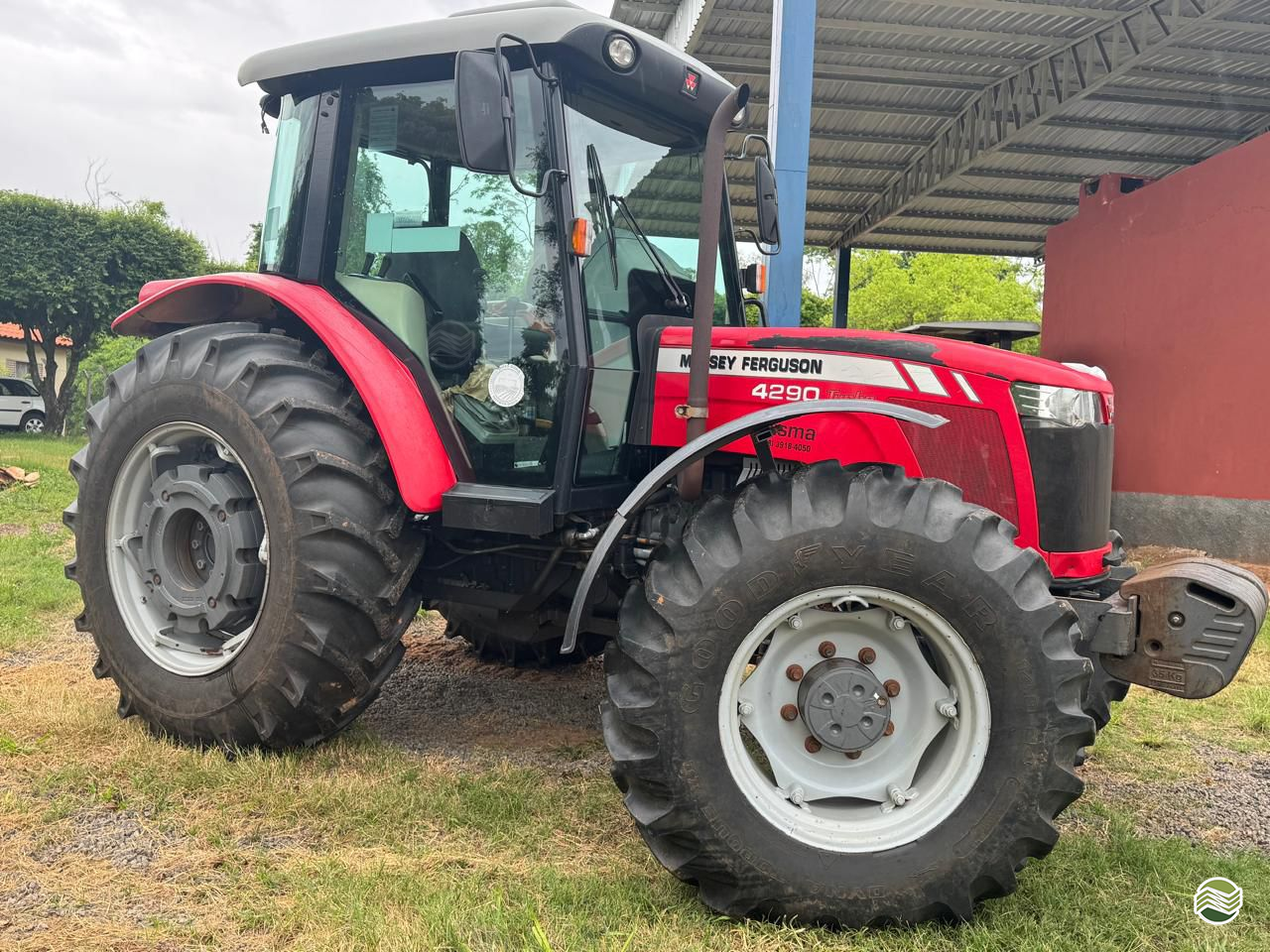 TRATOR MASSEY FERGUSON MF 4290 Tração 4x4 Radar Rural VERA CRUZ SÃO PAULO SP