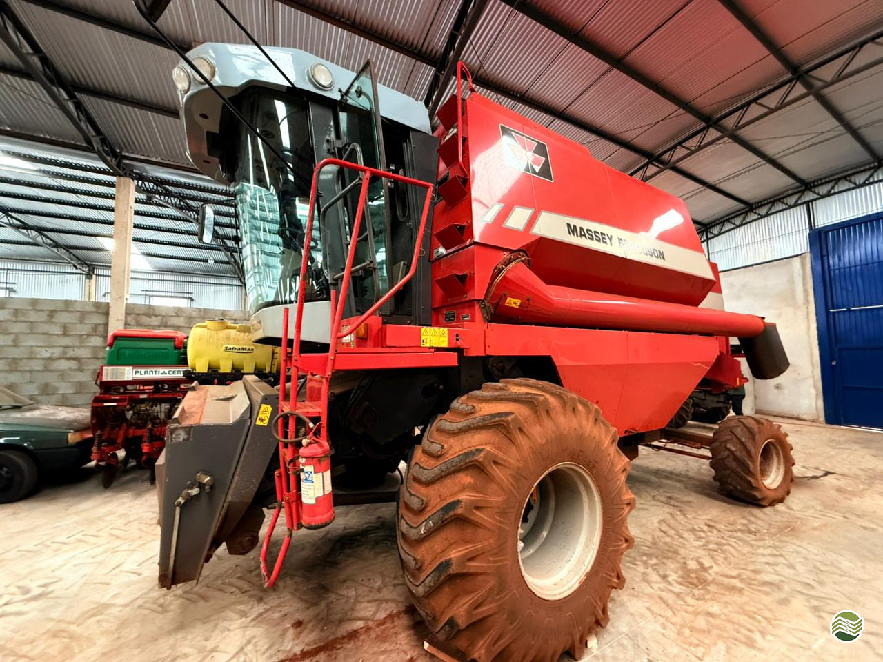 COLHEITADEIRA MASSEY FERGUSON MF 32 Radar Rural VERA CRUZ SÃO PAULO SP