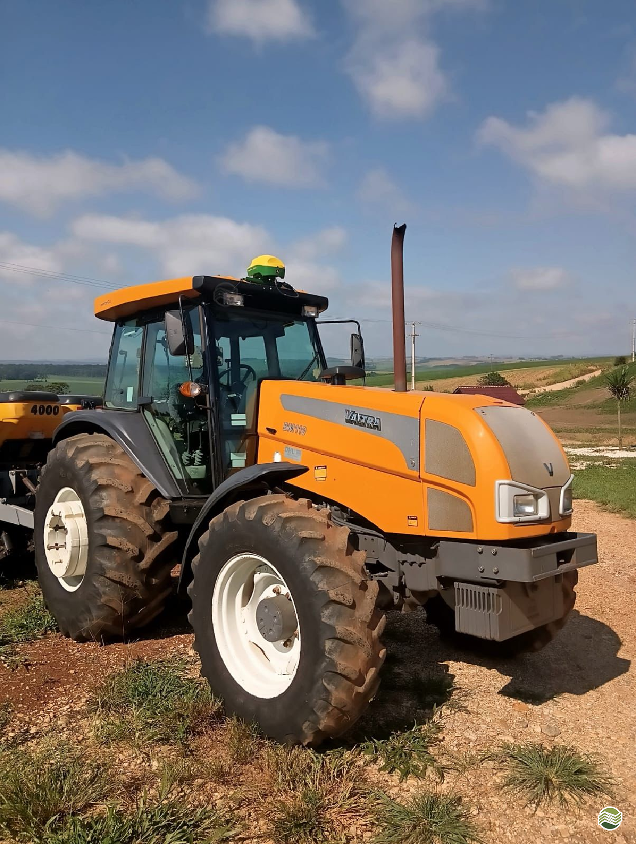 TRATOR VALTRA VALTRA BM 110 Tração 4x4 Radar Rural VERA CRUZ SÃO PAULO SP
