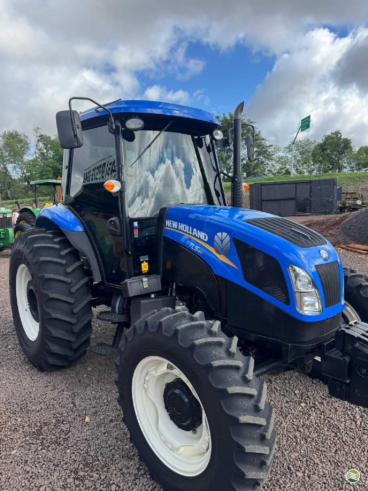 TRATOR NEW HOLLAND NEW TL5.80 Tração 4x4 Radar Rural VERA CRUZ SÃO PAULO SP